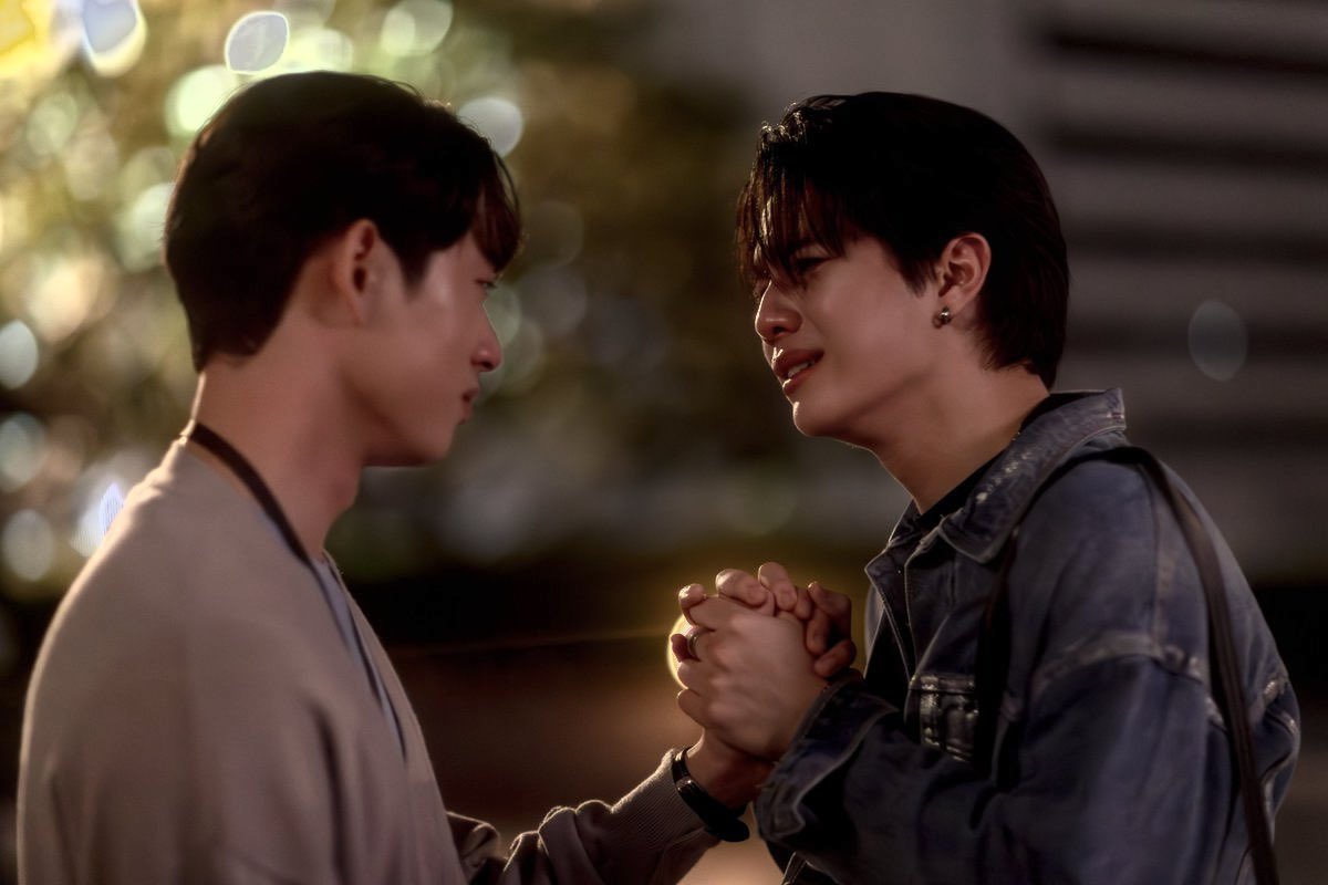 harxeuphoria's tweet photo. dylan - produced a song
pepper - learned to produce
jun - became lead actor
nano - learned new skills
po - became director 

// as for thame, he lost everything. broke up with po, separated from his members and back to being used as a tool by the company 😭💔

#ThamePoSeriesEP11 https://t.co/FQgOVqR2wx