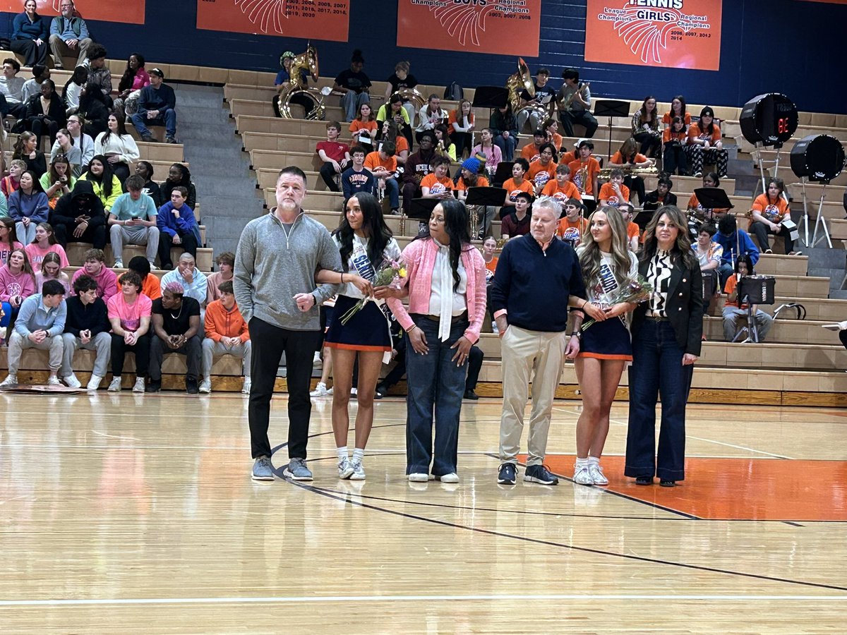 Congrats &amp; best wishes to the seniors of <a href="/OlatheEastCheer/">Olathe East Cheer</a> &amp; especially our vball players: <a href="/sydbaumfalk2025/">sydney baumfalk</a> and <a href="/lydiaayres/">lydia ayres</a>! 🧡💙 <a href="/OEVBboosters/">Olathe East Volleyball Boosters</a>
