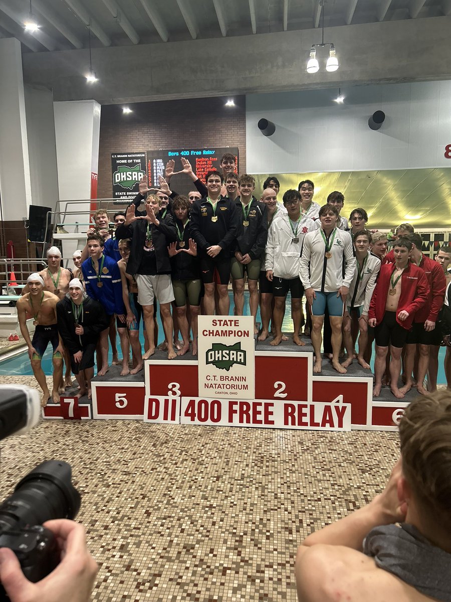 STATE CHAMPIONS in the 400 Free Relay!! COOPER BURT, LUKE MIGNERY, TIMMY PFIRRMAN, &amp; CONNOR BENNETT take FIRST with a swim of 3:07.24!! 🥇🥇🥇🥇🥇🥇