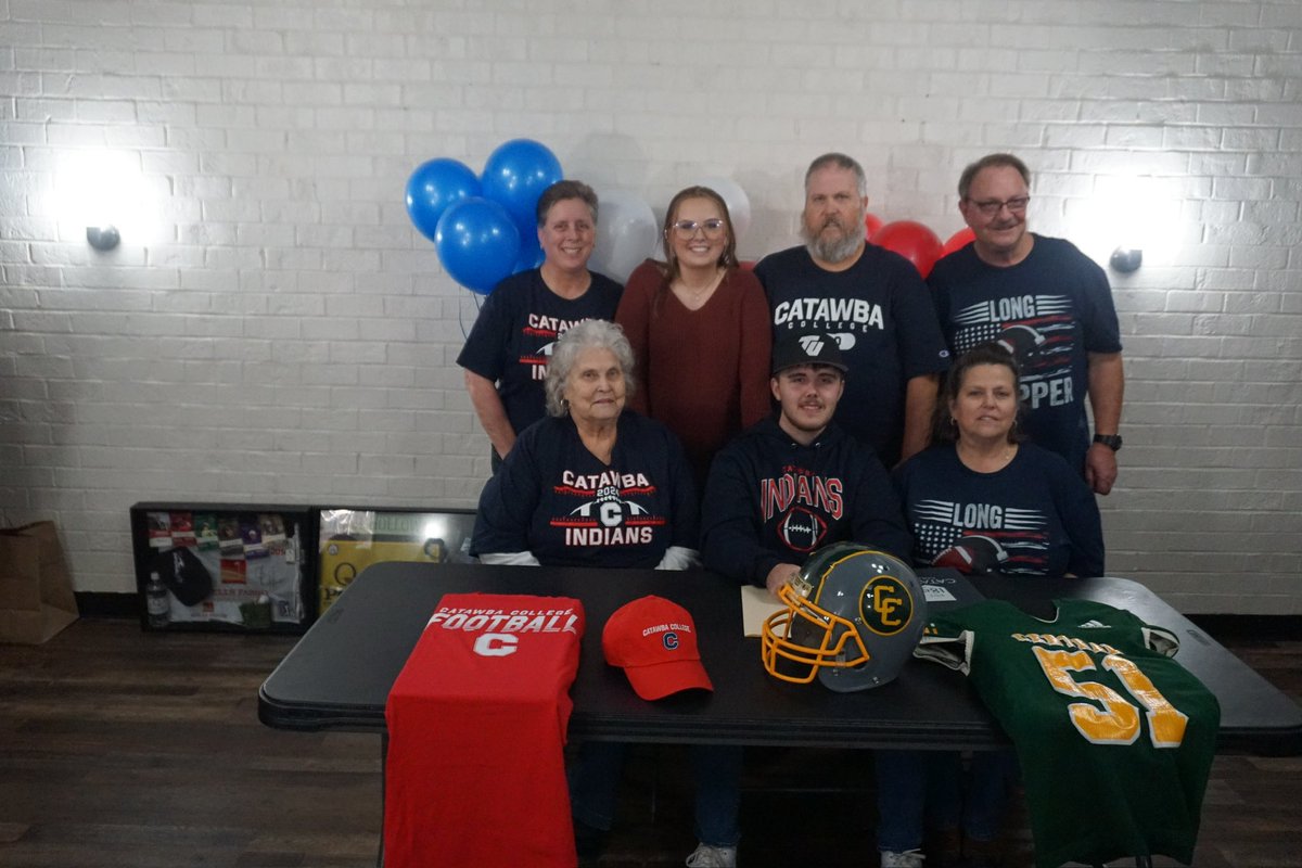 🔴⚪️🔵!!! 
<a href="/tyhaines16/">Tyler Haines</a> <a href="/CoachVellucci/">Jake Vellucci</a> <a href="/CatawbaFootball/">Catawba Football</a> <a href="/CoachZachBev/">zach bevilacqua</a> <a href="/CoachPsDavis/">Preston Davis</a>
