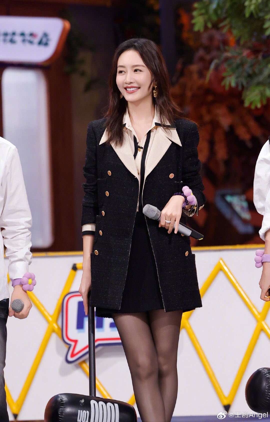 王鸥   / X