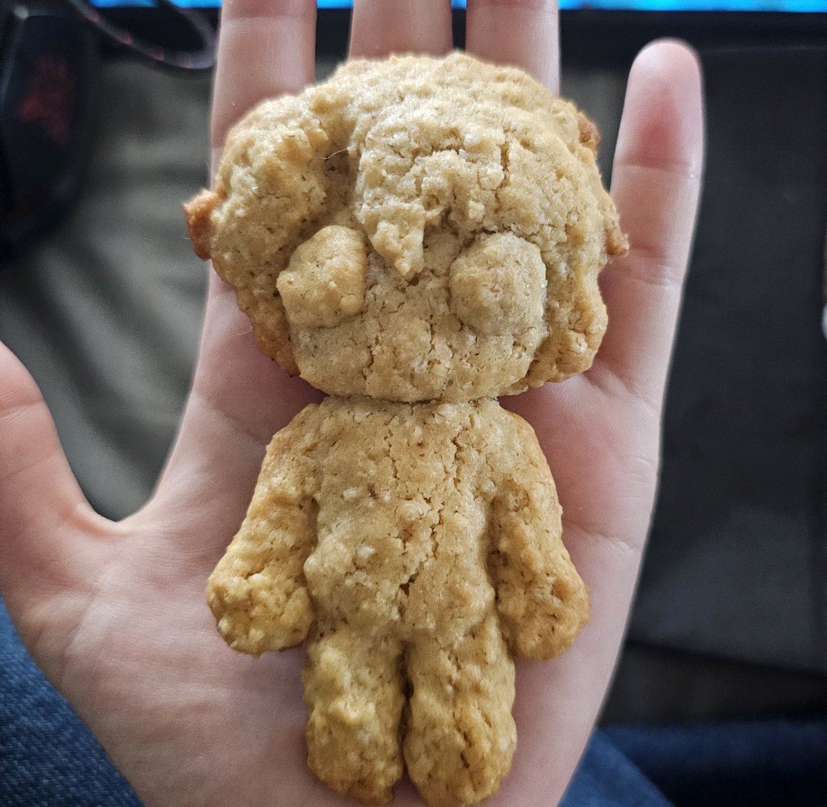 Amik0a's tweet photo. baking my long distance bestie into a cookie because i miss him
#prawer https://t.co/cQeu1tUizN