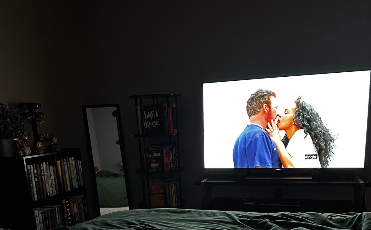 _cecetweets's tweet photo. The way this show has me in a chokehold 😭 I’m telling my daughter this is Allie and Noah 😂 #loveafterlockup https://t.co/F7o7ab8m9T