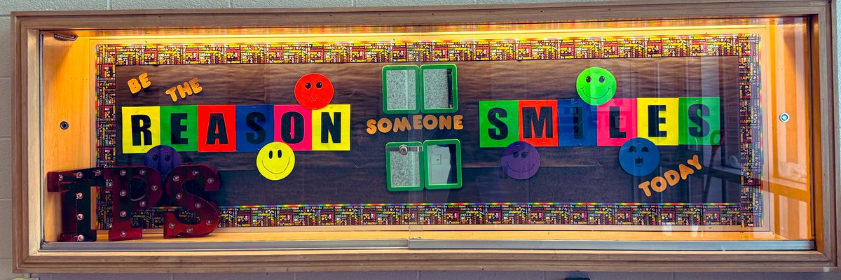 At #ThamesfordPS we strive to bring a smile to someone’s face. Each act of kindness demonstrates our care for others! <a href="/MPatel_1/">Minakshi Patel</a> <a href="/TVDSB/">Thames Valley DSB</a> #TVDSB