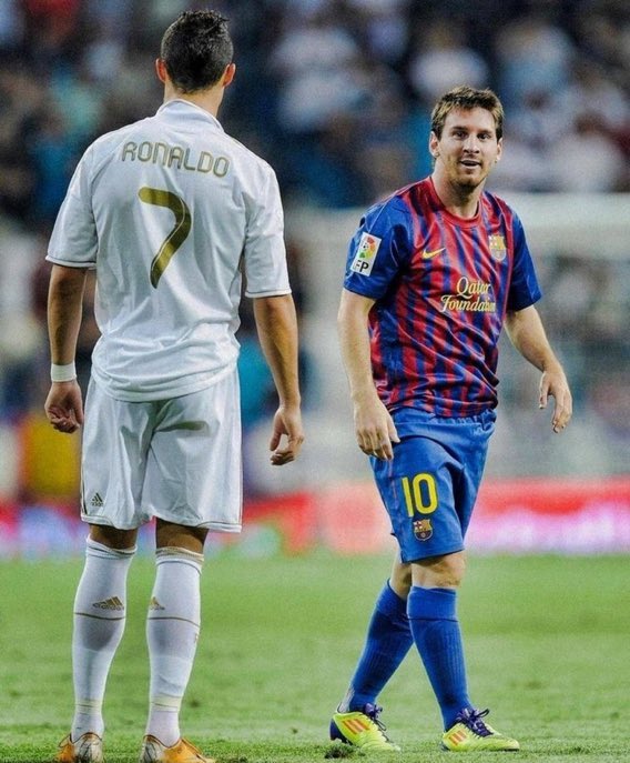 Messi vs CR7:

🇵🇹 Mais Gols
🇦🇷 Mais Assistências
🇦🇷 Mais G+A
🇦🇷 Mais Títulos
🇦🇷 Mais Bolas de Ouro
🇦🇷 Mais Chuteiras de Ouro
🇦🇷 Mais Gols de falta
🇵🇹 Mais Gols de pênalti
🇦🇷 Mais Gols de fora da área
🇦🇷 Mais Chances criadas
🇦🇷 Mais Dribles
🇦🇷 Mais Prêmios
🇦🇷 Mais MOTMs

Brutal.