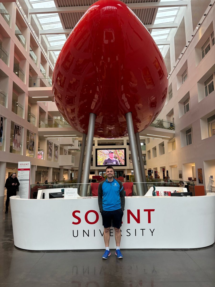 Mr Doncom PE tweet media