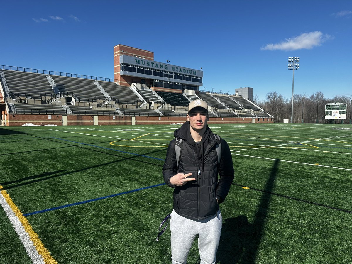 Austin_Gross7's tweet photo. Thanks so much to @edhottle1 and @SUMustangFB for having me out on a visit today. Can’t wait to come back! https://t.co/UECVeXKlqx