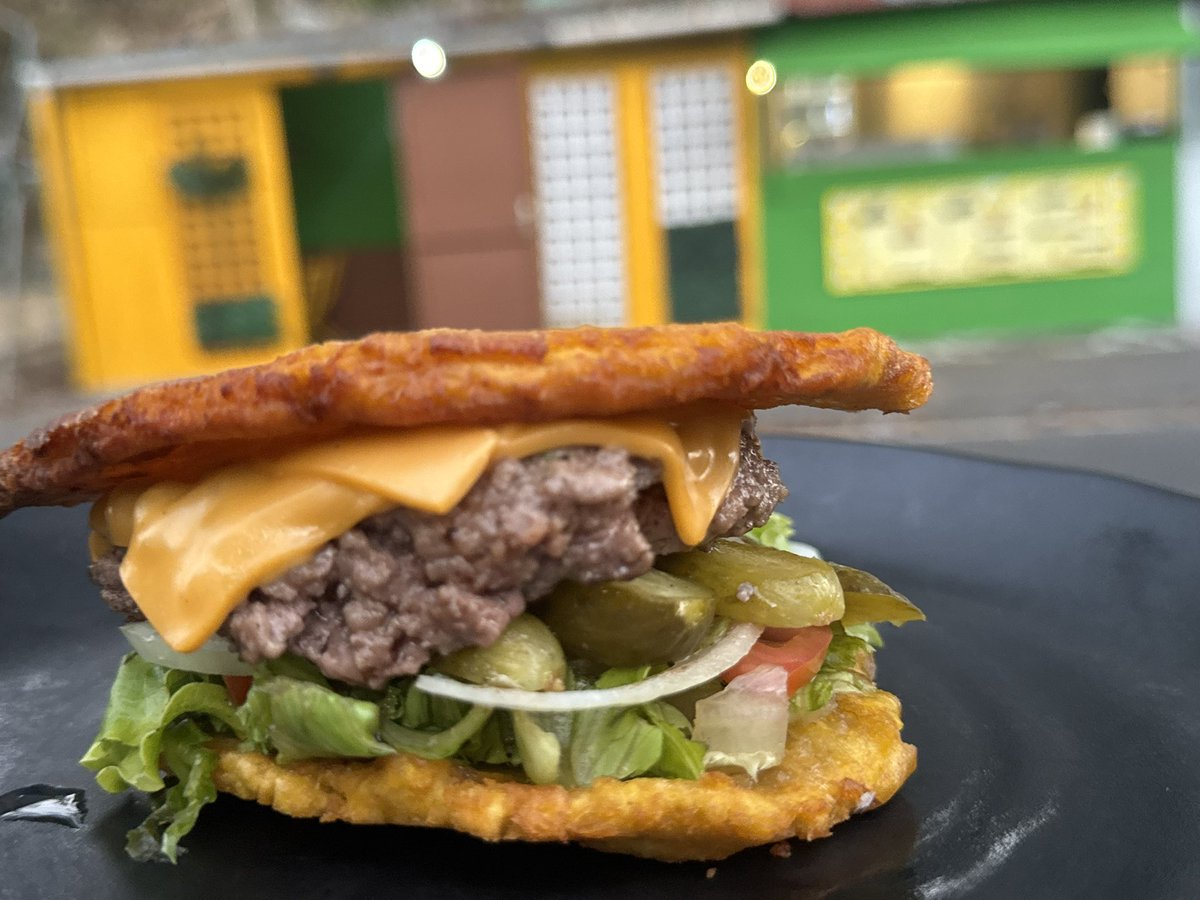 🤭 Banana’s burg