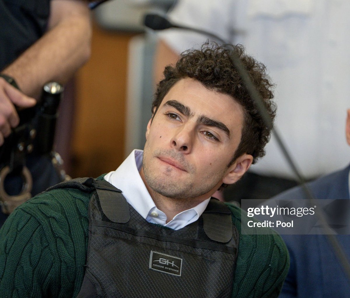 if LM has a million supporters im one of them, if LM has five supporters im one of them, if LM has one supporter, that one is me. if LM has no supporters, im no longer alive. till my last breath, i'll support LM.