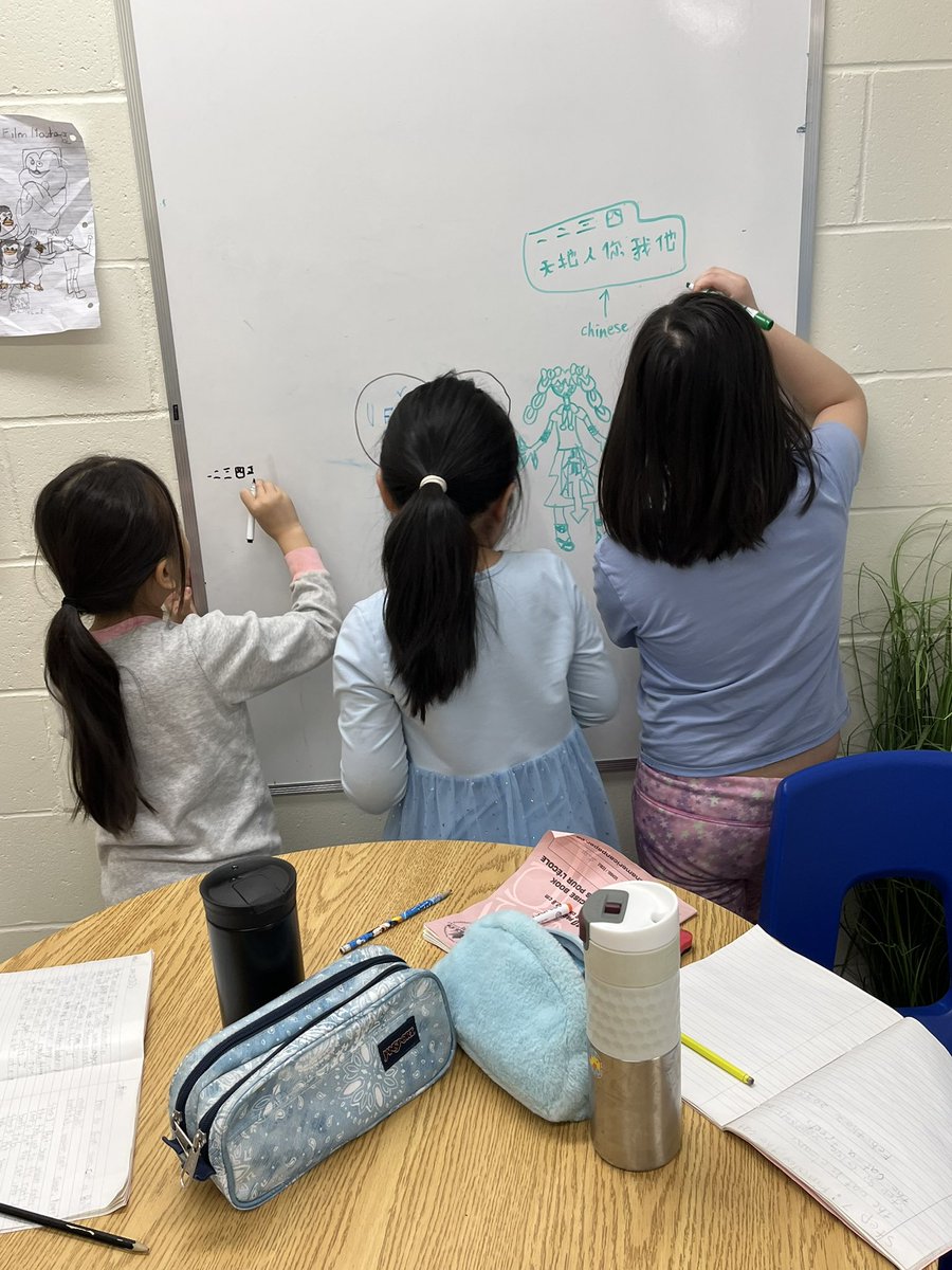 msconway_ESL's tweet photo. Some friends teaching me Chinese numbers and words. #ocsbML https://t.co/s4TPHtHhBA