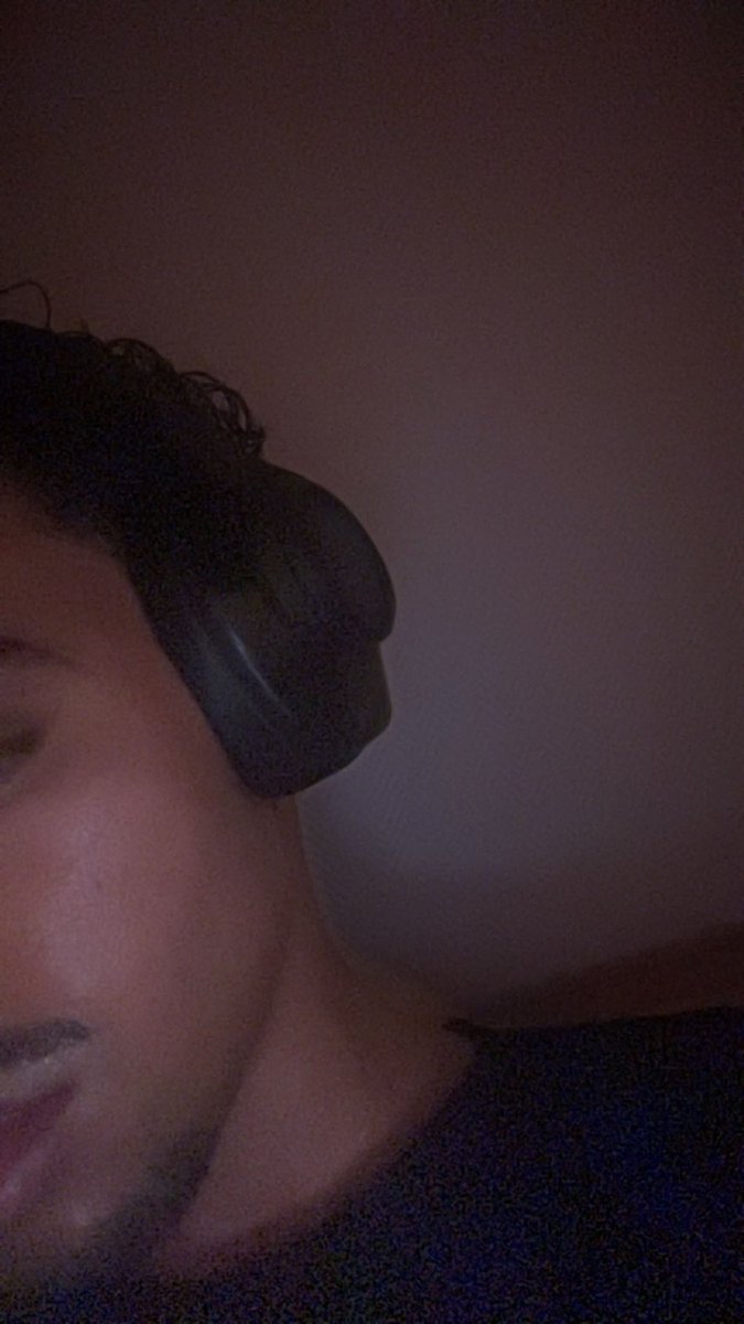 j’ai pas d’amis pour jouer à fortnite 😔😔😕💔