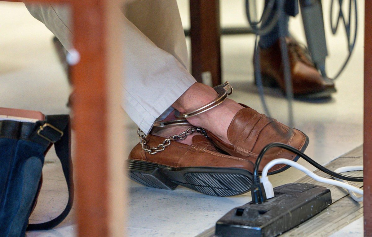 dieworkwear's tweet image. men who dressed like this from 2008 - 2012 had preppy menswear blogs