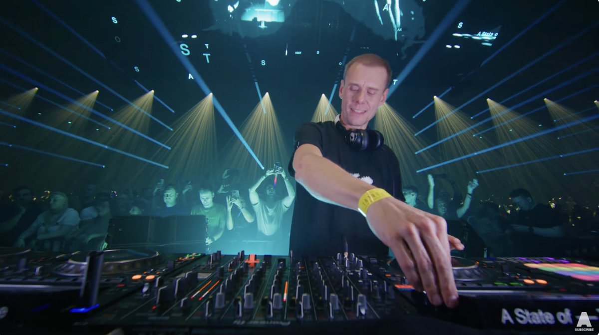 FluxBpmOnline's tweet photo. Lovely @arminvanbuuren delivering stunning moments to the lucky attendees of ASOT 2025 Transformation in Ahoy #Rotterdam @asot @Armada...and this is just the first day of the two day trance extravaganza. Congrats to the team for this sonic adventure! https://t.co/mJgimTXQo5