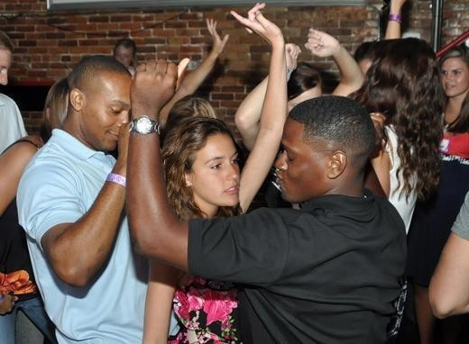 Do you have this dream where you are dancing at a party or a club surrounded by Black Men? The sound of the music, the alcohol, the dancing, the hands close to but not (yet) touching your body...
And you know that this will end with you in bed with them, it's fait accompli  😉