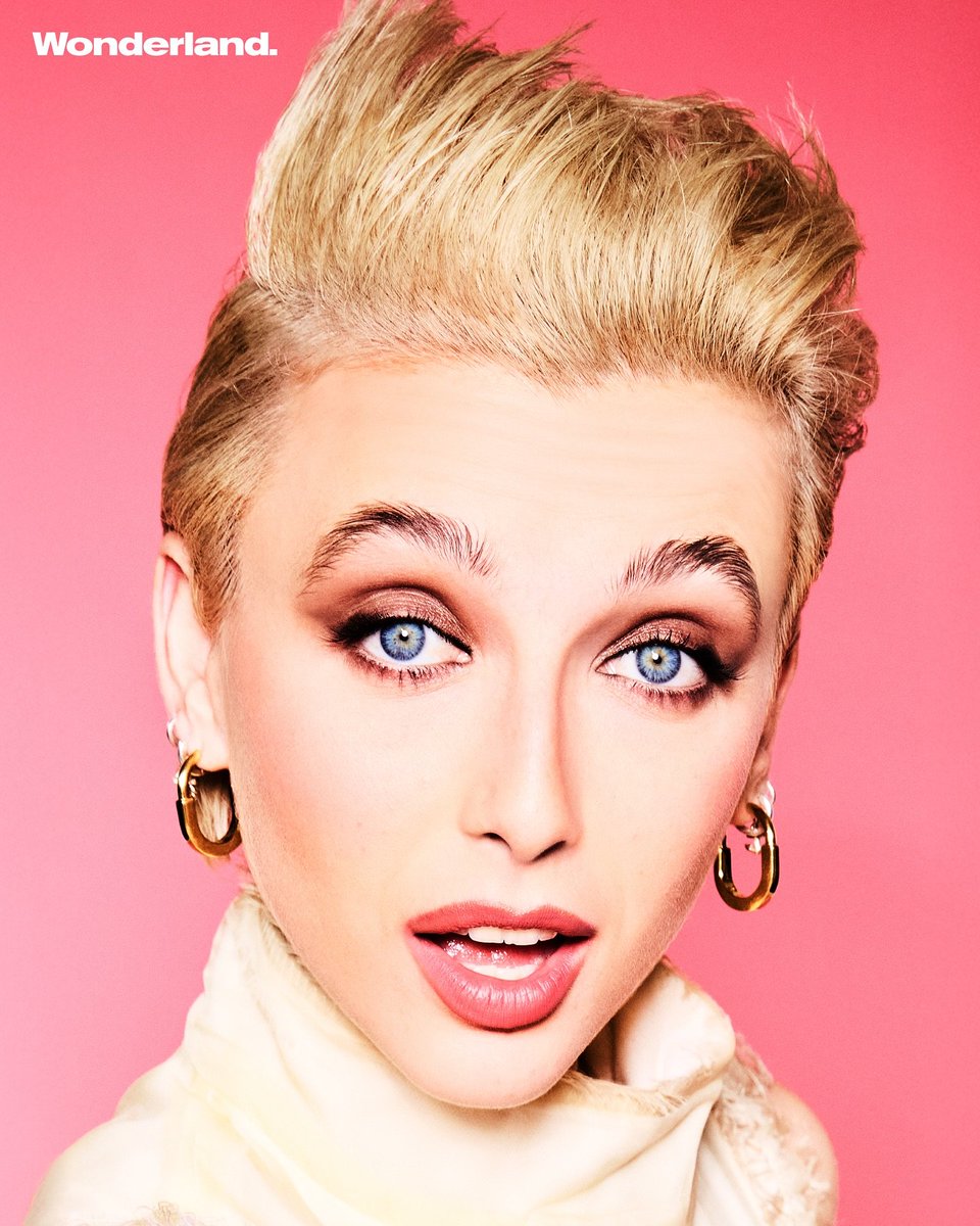 Emma Chamberlain News Updates tweet media