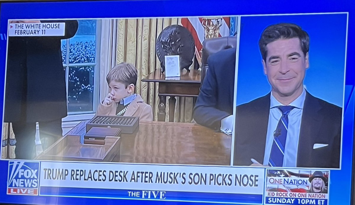 MissMeganDawn's tweet image. He said long ago he was a germaphobe. 🦠😂 @TheFive #TheFive