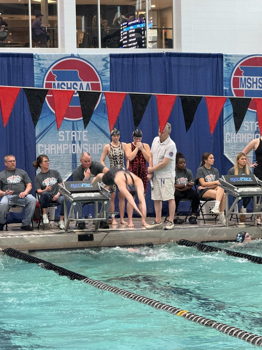 webbcityswim's tweet photo. With a time drop of 2.04, the WC 200 Medley Relay team advances to tomorrow’s finals! https://t.co/pOgF1qJOd0