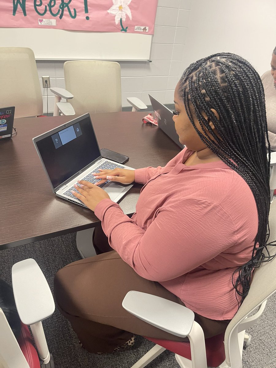 BethanyITC's tweet photo. I spent yesterday showing teachers at  @MckibbenLane the best 🎮 gaming tools to help students prep for state tests in a fun &amp; engaging way! 🏆📚🧠 #EdTech #GamifiedLearning #TestPrep @EDUCAPLAY_en @quizizz @wewillwrite_com @getwordwall @PinkCatStudio @PlayBlooket @LumioSocial https://t.co/4wO2Sde4Tv