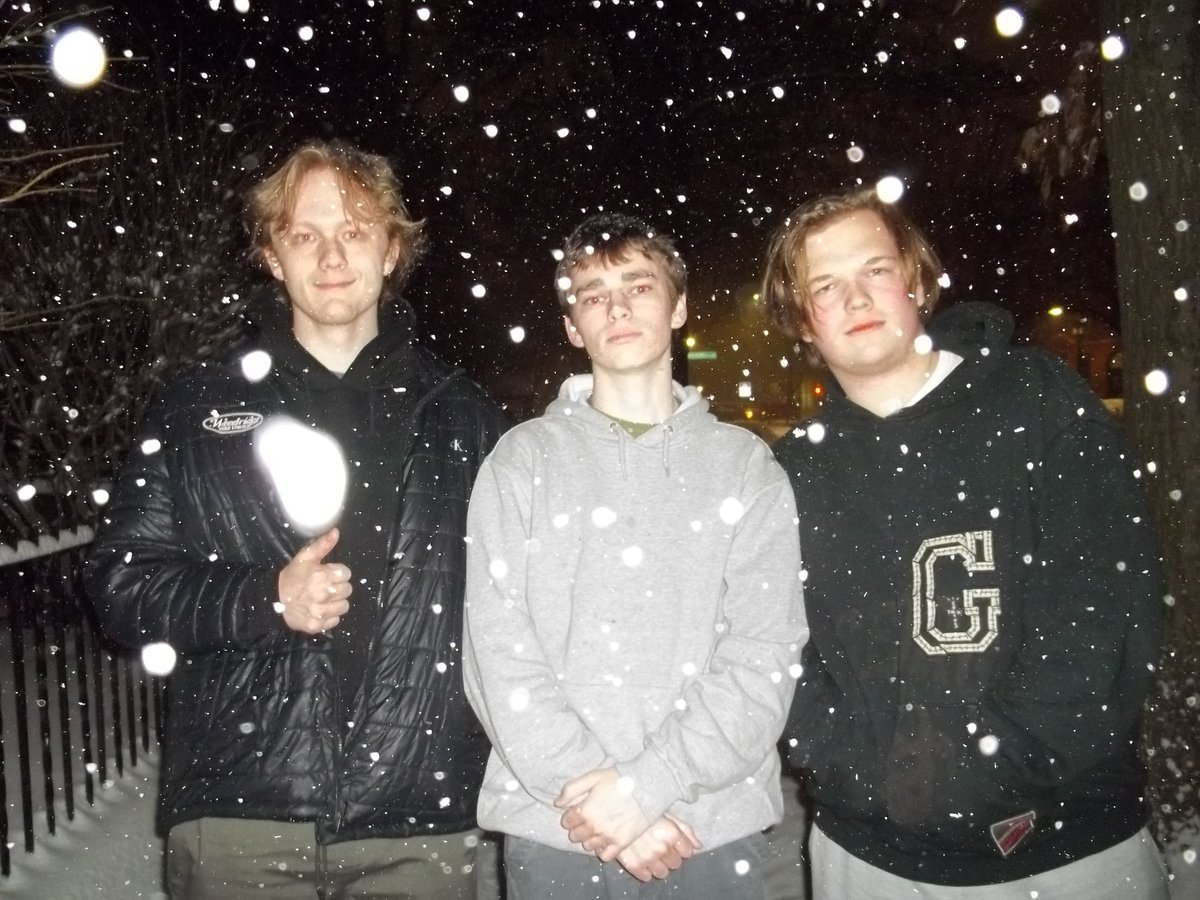 Teddyfsbiddies's tweet image. Late post but the first half of Boston was fun. #PangUp #LLJC