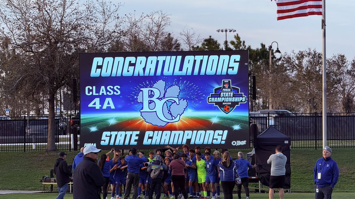 FHSAA's tweet photo. ⚽️🏆That’ll do it! The Barron Collier Cougars are your #FHSAA 4A Boys Soccer State Champions!
@BarronCollier https://t.co/TlN1NzzNtB