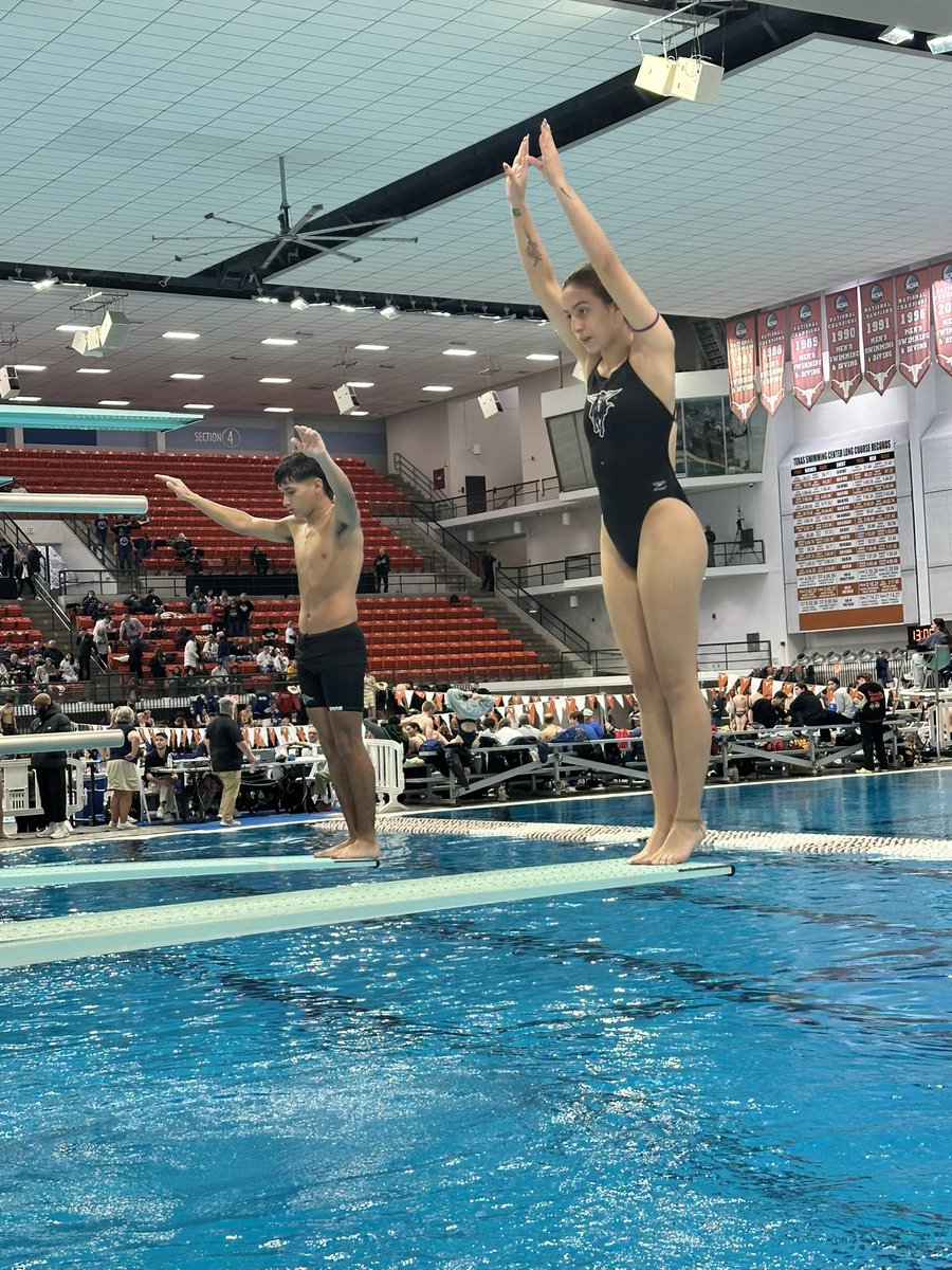 Luz Tovar Raider Diver and Nathan Cano Memorial diver warming up in today prelims in Austin Tx