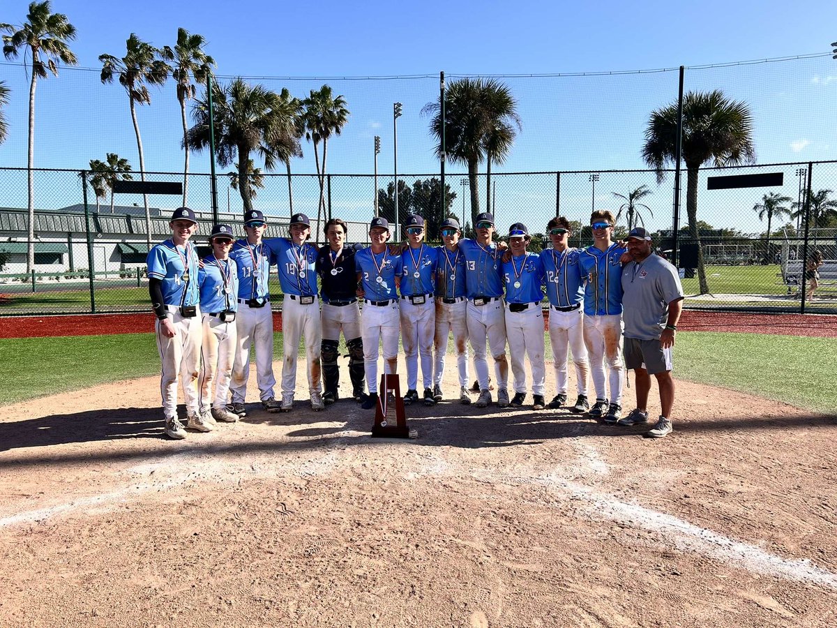 jameskernicky13's tweet image. Great weekend at the Jackie Robinson tournament in Vero Beach Florida. Our 16 Dragons won the championship. Some of my stats from the tournament were 3 singles 1 double 2 triples and 9 RBI
