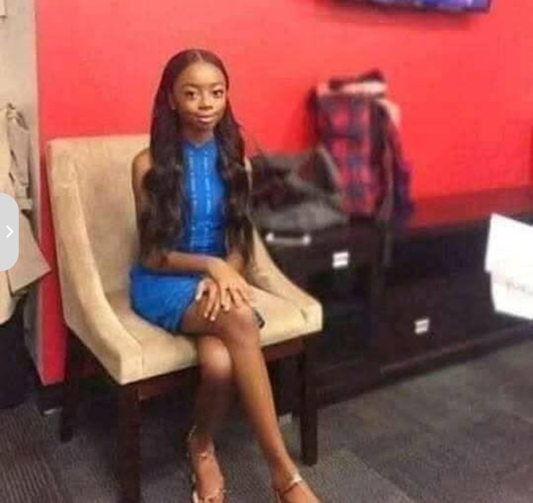 <a href="/DCoronell/">Daniel Coronell</a> <a href="/AlvaroUribeVel/">Álvaro Uribe Vélez</a> Aquí esperando la reacción del imputado Álvaro Uribe Vélez 🤪