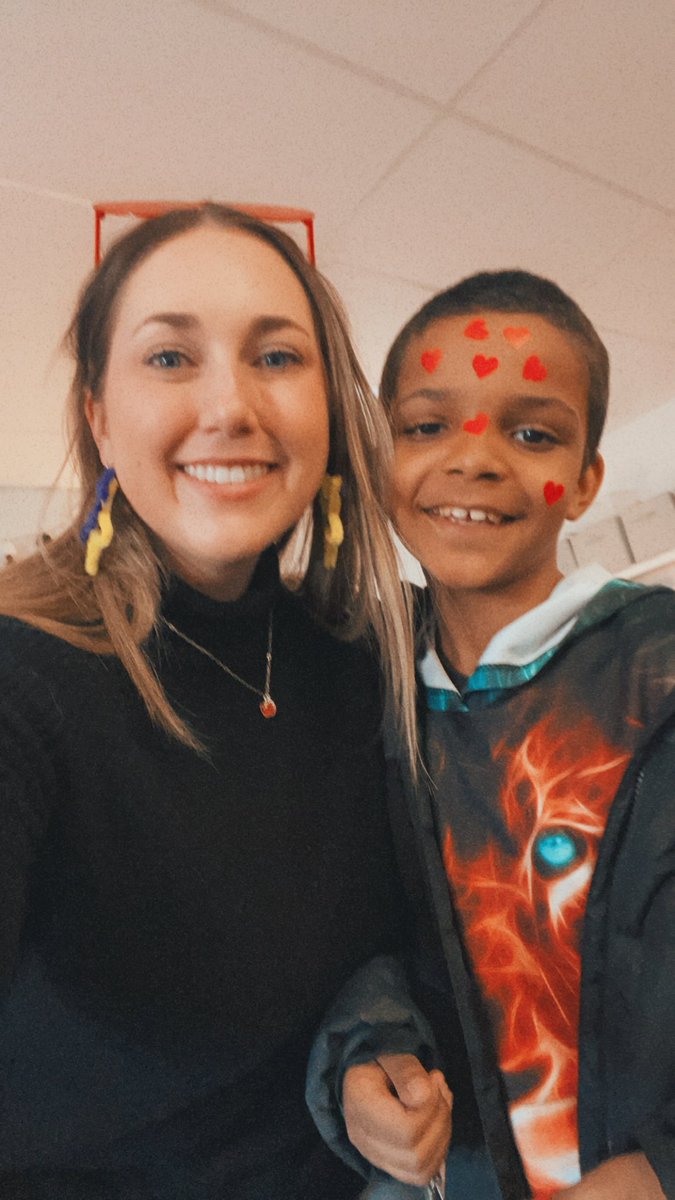 Catherine Holmes tweet media