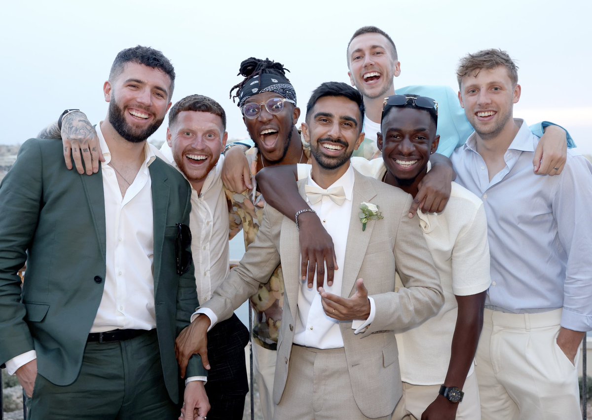 Iwalker0317's tweet image. Someone out there sees you as their lighthouse, their way home in the dark, their shelter in the storm. Keep going, for them.💫🤍

They are my comfort people. Always bringing a smile to my face when I need it the most. Thank you for all that you do boys.🥹