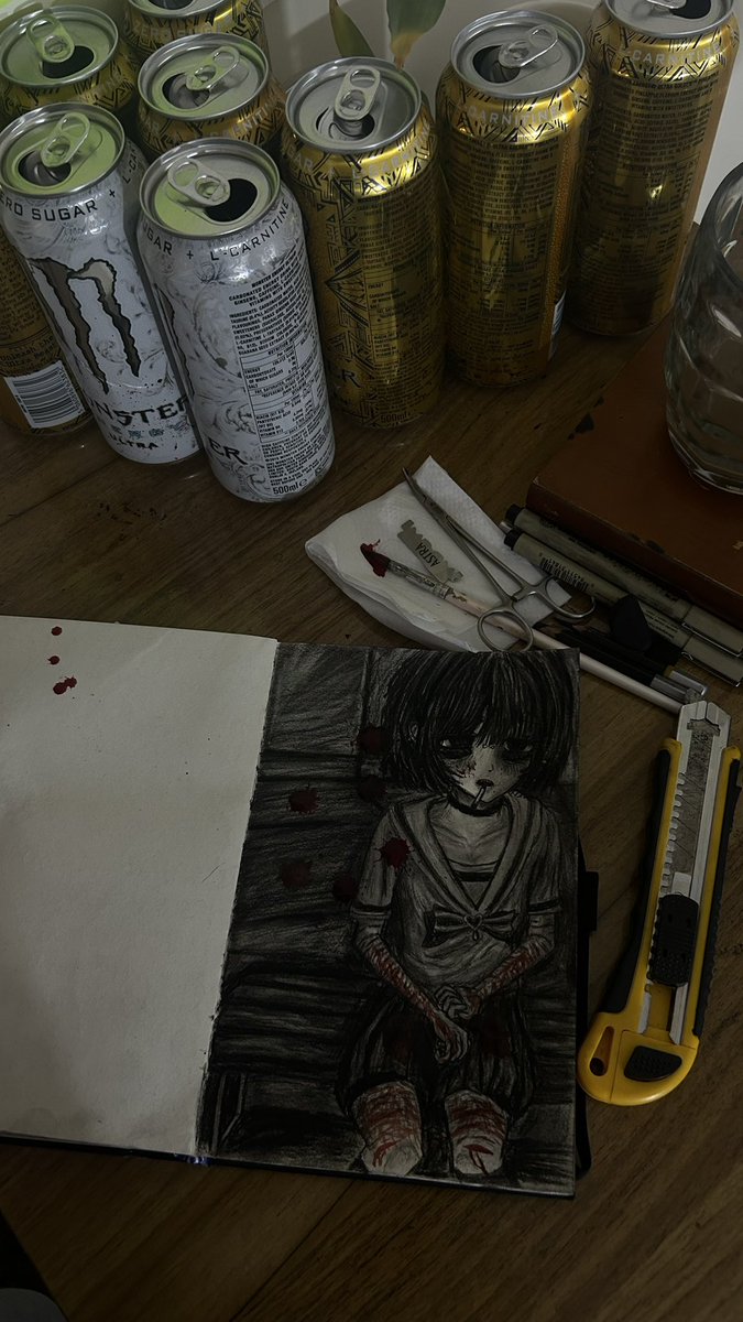 Moner5677068535's tweet photo. New drawing
#drawings #goretuber #selfharm https://t.co/3XhqCVmjMM