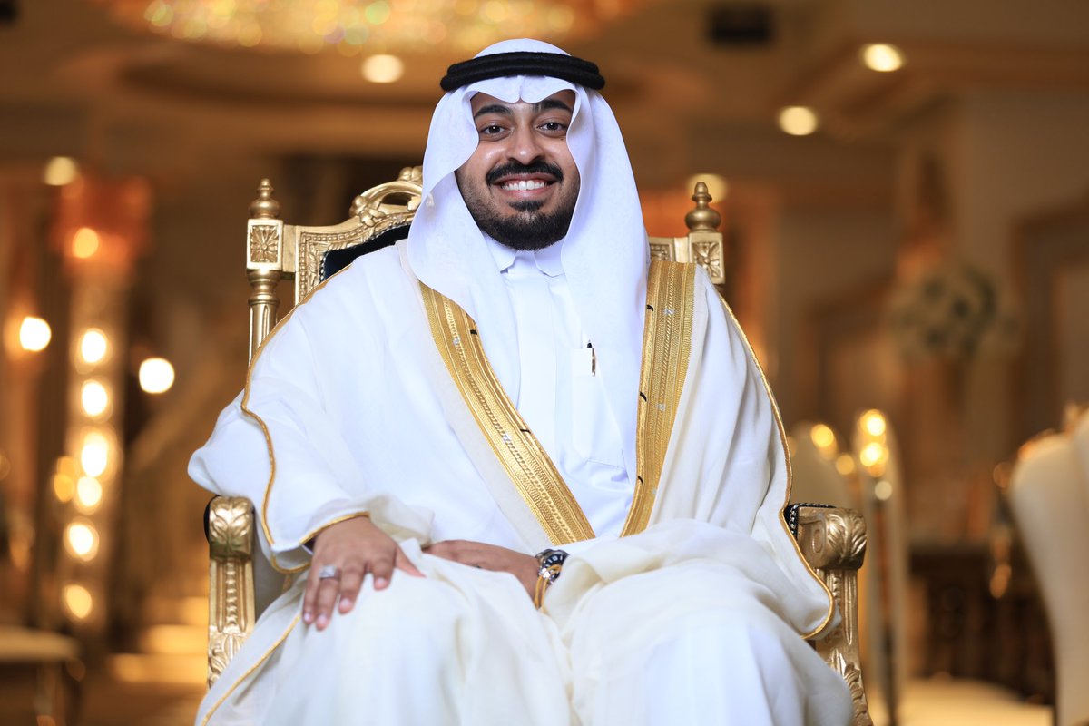 alidrisi_7's tweet photo. 2025/2/20
{وَمِنْ آيَاتِهِ أَنْ خَلَقَ لَكُم مِّنْ أَنفُسِكُمْ أَزْوَاجًا}
الحمد لله الذي بقدرته تساق الأرزاق بفضل الله تم عقد قراني على من ارتضاها الله لي رفيقةً لقلبي وروحي.
اللهم سخر لنا من الأقدار أجملها والسعادة أكملها واجعل هذا العقد سعيدًا مباركًا محفوفًا بالرحمة والألفة. https://t.co/4rblahVsRn