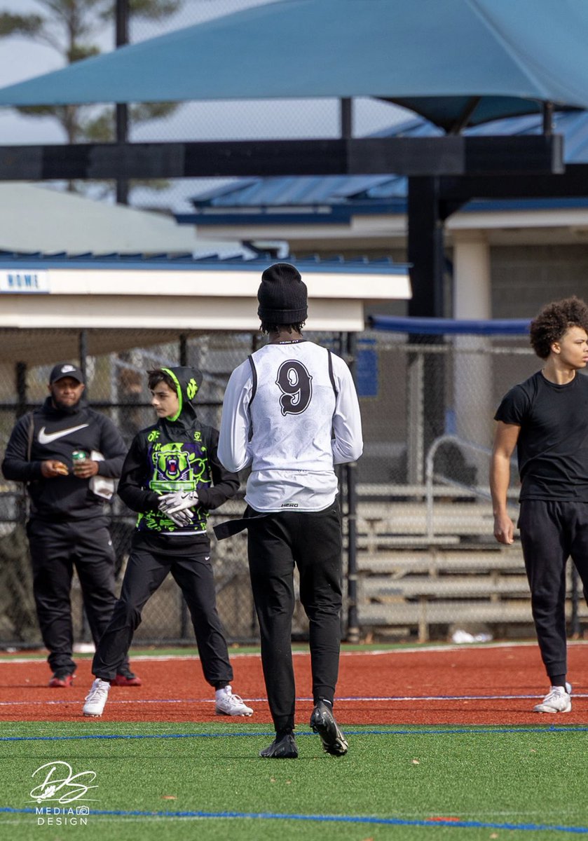 Im that. <a href="/LcOutlaws7v7/">SCOutlaws7v7</a>  
<a href="/CoachFaulkner10/">Cole Faulkner</a> <a href="/elodge4/">Eric Lodge</a>