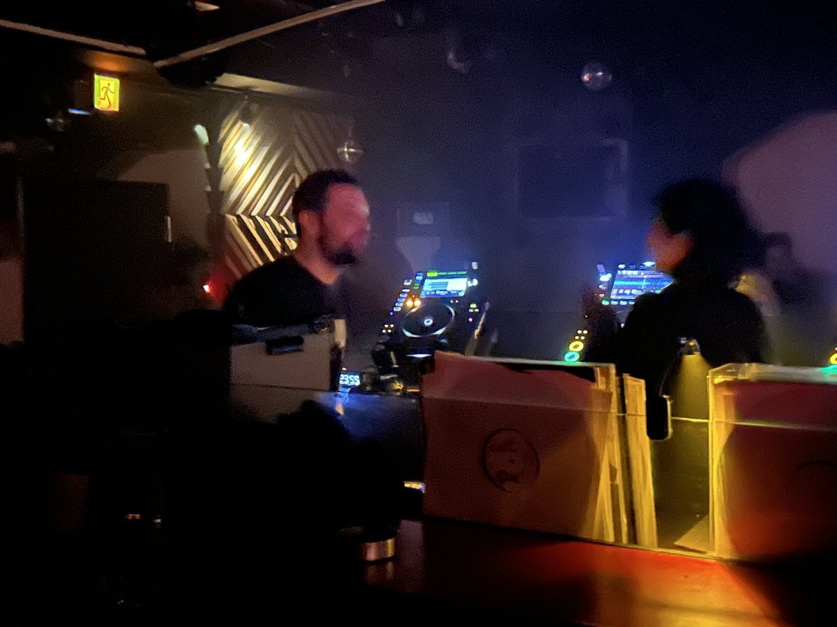 bs0xtra's tweet image. #thanksforcoming 
BS0xtra feat. Big Hands at ENTER
THU 20 FEB 2025
今週木曜、Big Handsを迎えてお送りした一夜。
みなさん、お楽しみいただけましたか？！

@EnterShibuya のスタッフのみなさんもありがとうございました。

次回4月17日もお楽しみに。。。
#BS0xtra #BS0