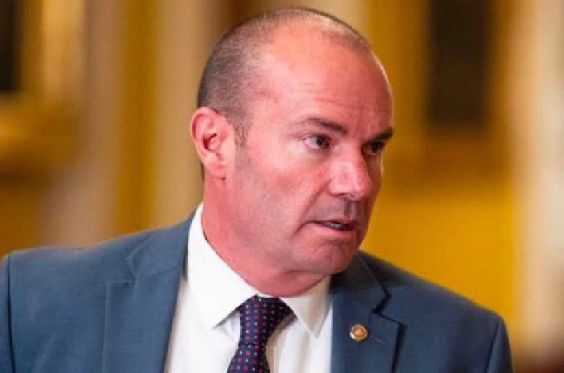 IanJaeger29's tweet image. JUST NOW: Senator Mike Lee calls for Paper ballots, Same-day voting, Photo ID and Proof of citizenship to register to vote. 

This is common sense, make it happen.