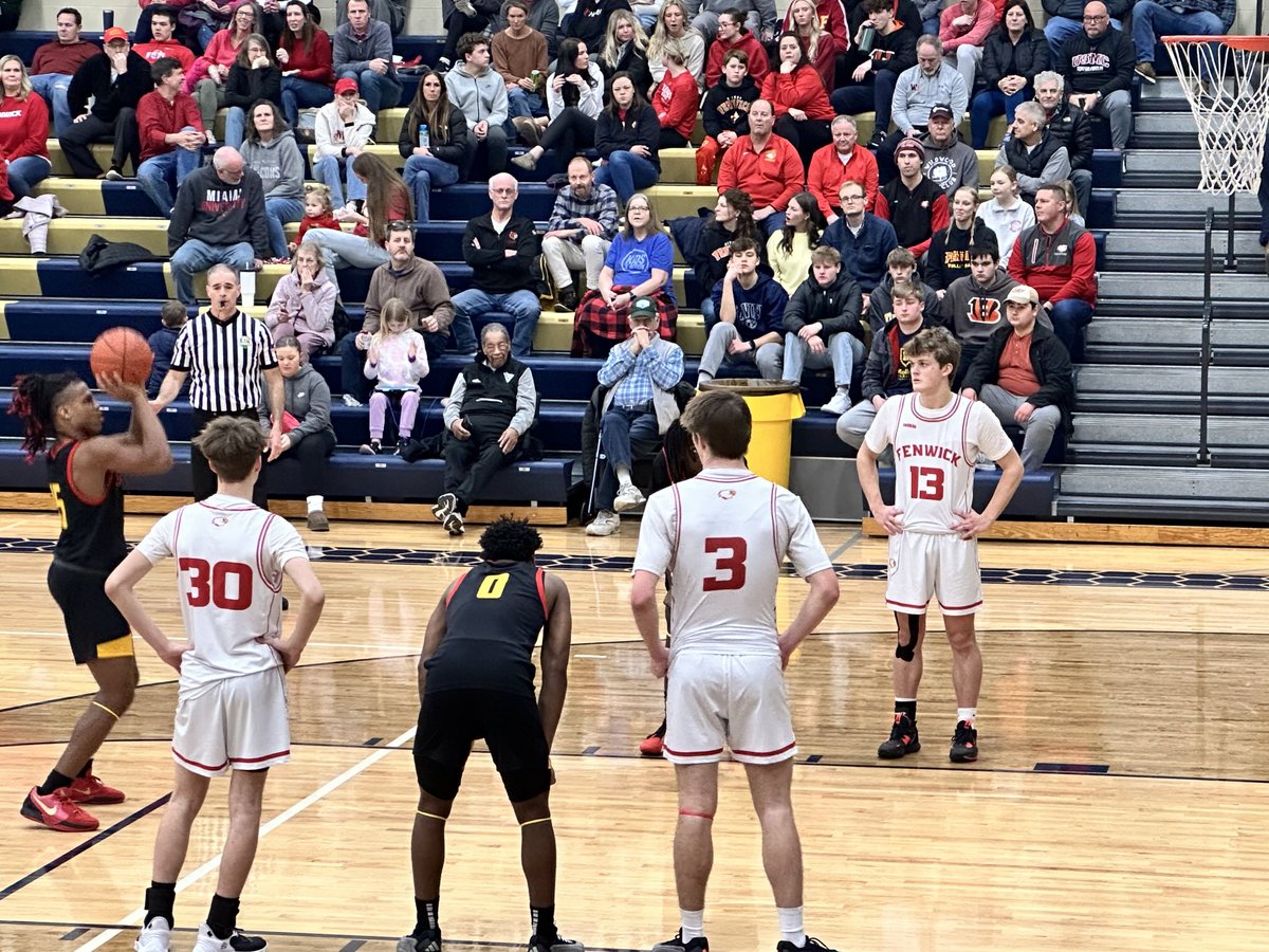 Jags trail Fenwick 43-36 in the 3rd.  Shoutout to Monroe for hosting an awesome tourney in a magnificent venue.