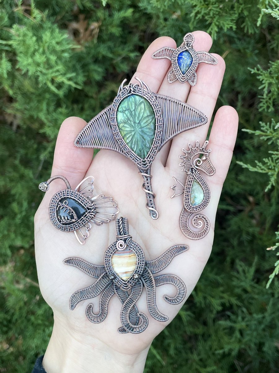 𝕎𝕚𝕔𝕜𝕖𝕕 𝕎𝕚𝕣𝕖 ℂ𝕣𝕒𝕗𝕥𝕤 tweet media