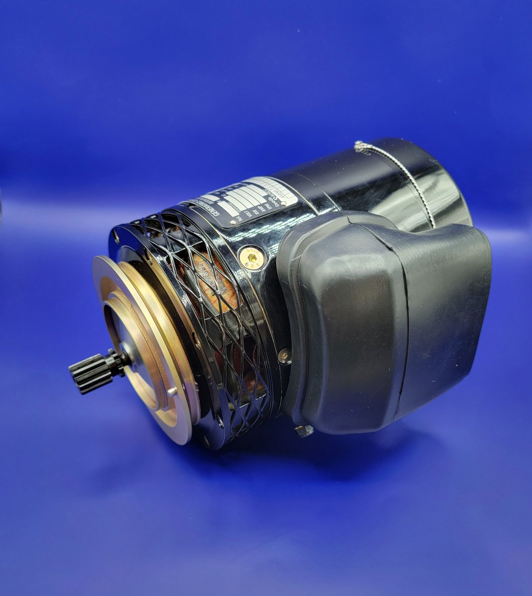 MirajCorp's tweet photo. 🚨 In Stock Now: Safran Starter-Generator PN 524-031! 🚨

We’re excited to announce that Miraj Corporation currently has the Safran Starter-Generator PN 524-031 in stock! ✅

This reliable component is designed for use on a variety of helicopter platforms. https://t.co/rbsVJw3Ba8
