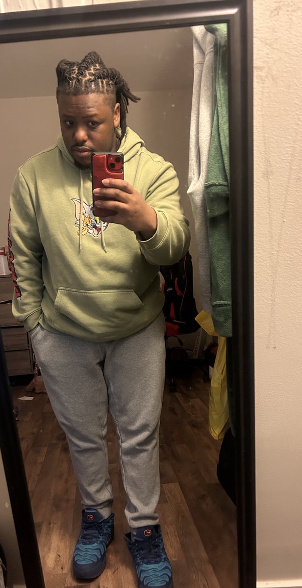 ๐บ๐๐๐๐๐_ (I hate Sami Zayn) tweet media