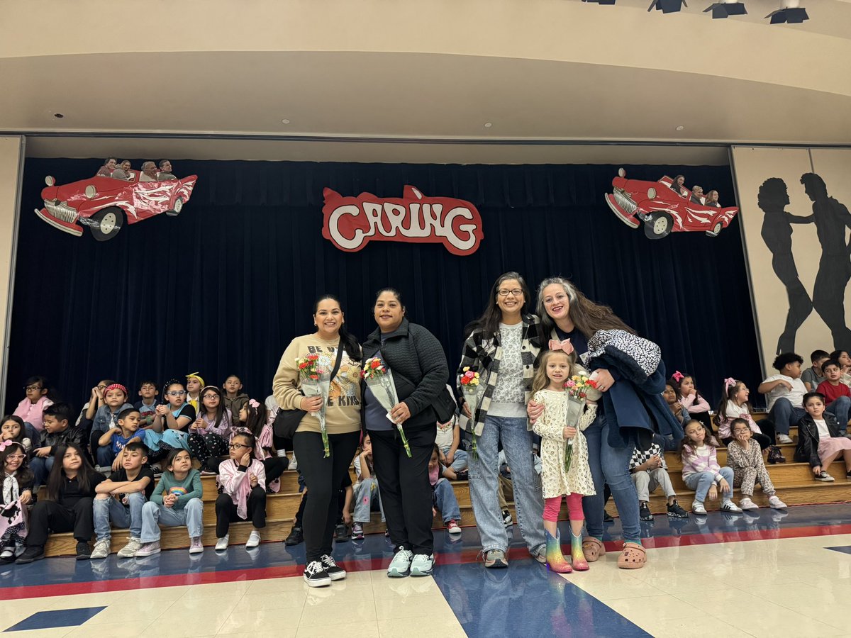 Another great Pillar of Character ceremony. Thank you 2nd grade for a wonderful performance. Huge shout out to our Murnin volunteers for the fabulous decorations! <a href="/NISDMurnin/">NISDMurnin</a> <a href="/ambermfreeman/">Amber Freeman</a>