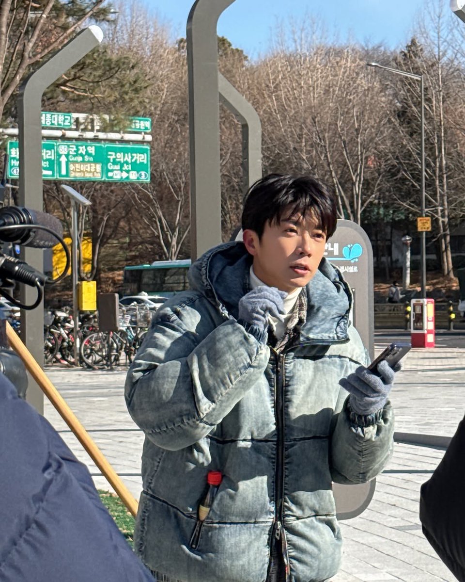 2PM_Mexico's tweet photo. [2PM Real Instagram]

"Cuando Wooyoung vaya a la tienda a elegir una bebida, no desaparezcan🥤🥹

#WooyoungEsFan🩵 #RespetandoGustos
#ElCliente
#Tupiemstagram" 

https://t.co/BWUxjS9UxK https://t.co/kbMVxmDomT