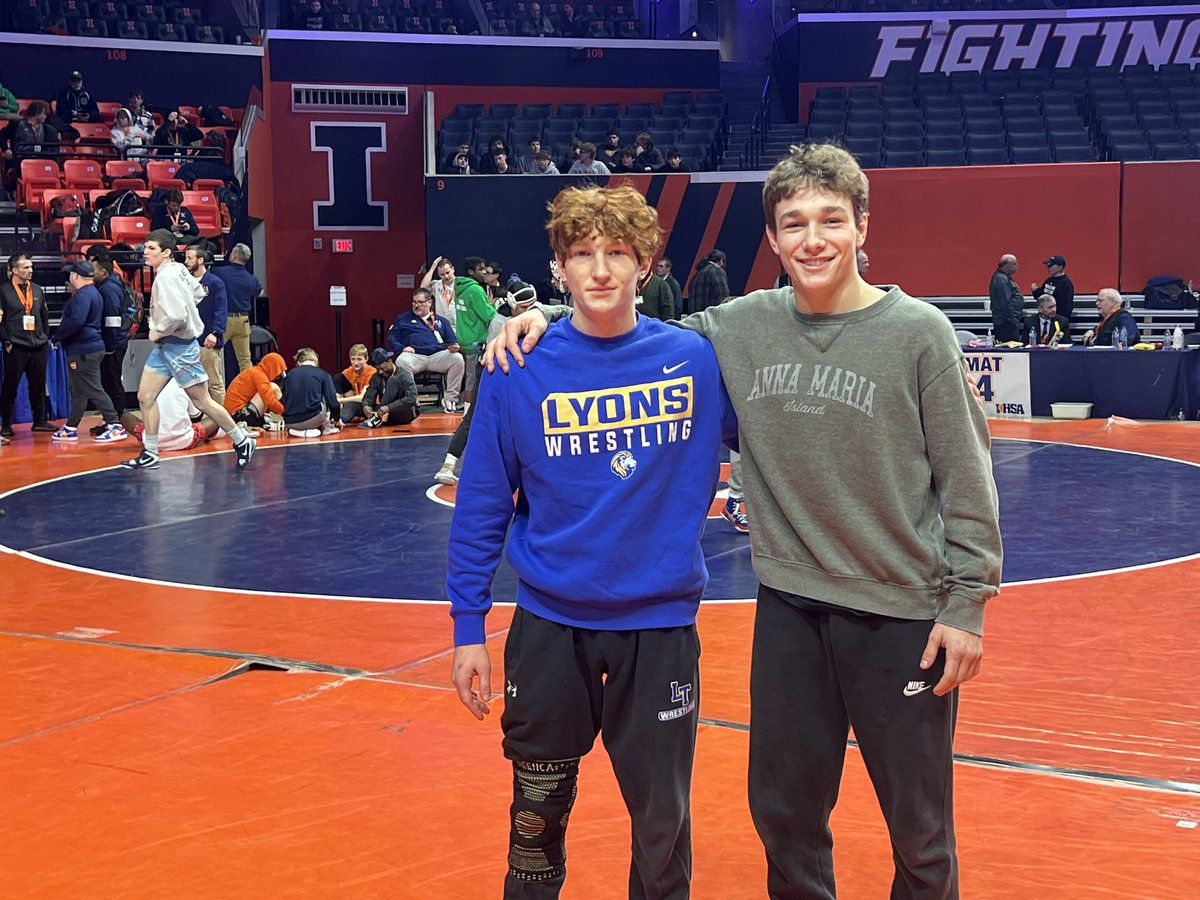 Here we go! IHSA Wrestling Individual State Finals… the Semis in about 45 minutes! Let’s go Griff Powell!