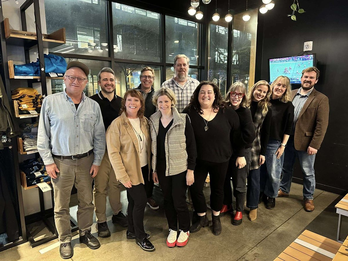 Remote+ means flexibility—but it doesn’t mean going it alone. The best ideas happen when great minds collaborate, whether in strategy sessions, virtual calls, or over a well-earned toast. Cheers to a team that makes every interaction matter! #hiring hubs.li/Q037SfD00