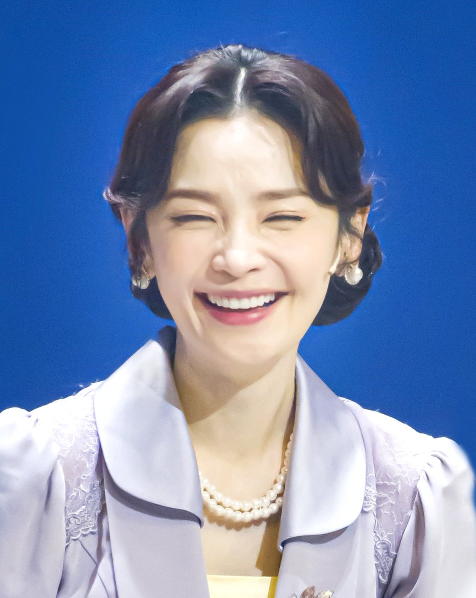 25.02.18. 베르테르 커튼콜 데이

롯데 | #전미도 배우