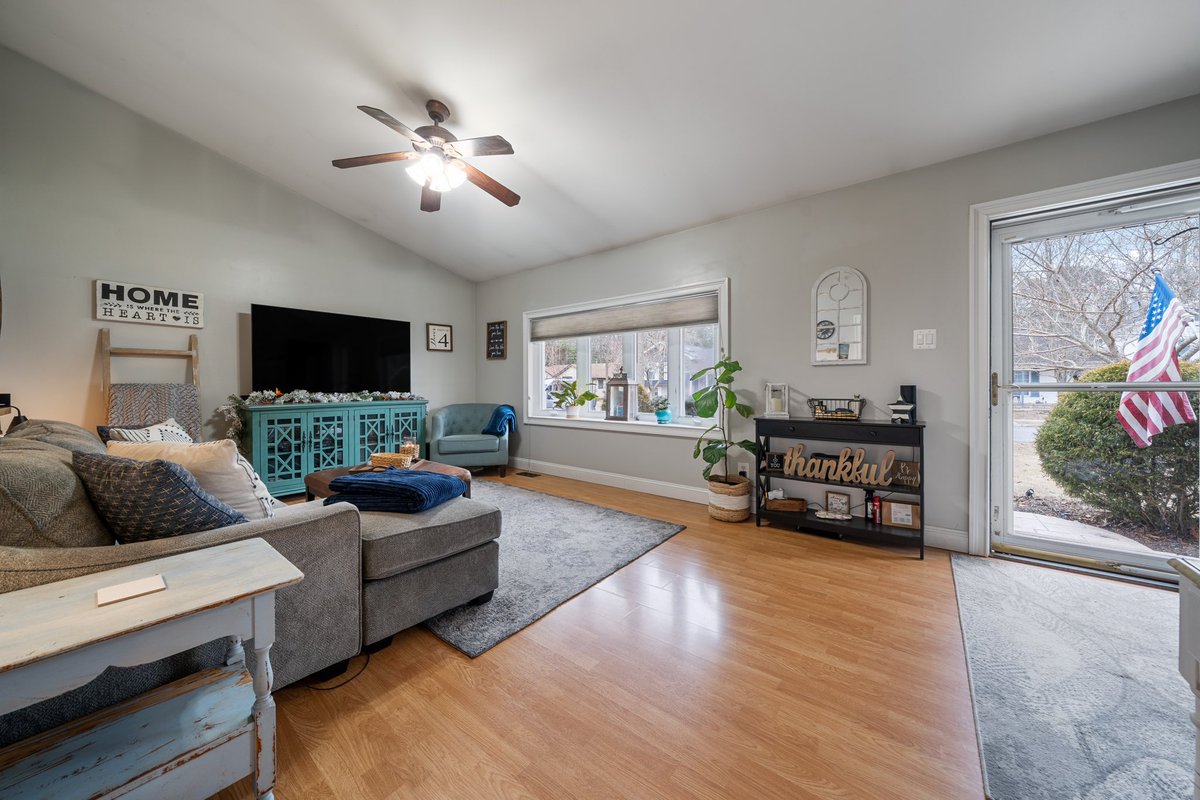 njrealtorruben's tweet image. #This #splitlevel home was #justlisted in #littleeggharbor by #thegreatergroup today. If you’re looking for coastal living near the Ocean County #golfcourse, marinas &amp;amp; #beaches then this is your home!