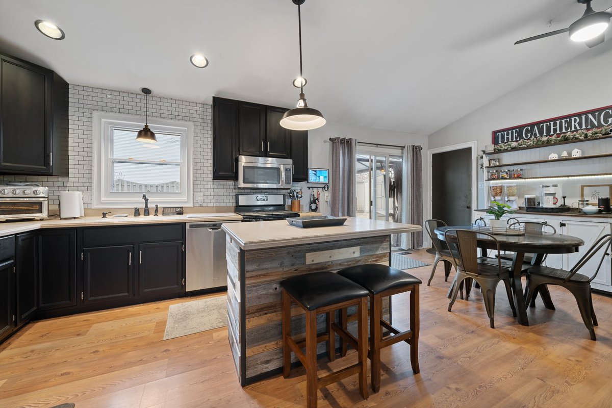 njrealtorruben's tweet image. #This #splitlevel home was #justlisted in #littleeggharbor by #thegreatergroup today. If you’re looking for coastal living near the Ocean County #golfcourse, marinas &amp;amp; #beaches then this is your home!