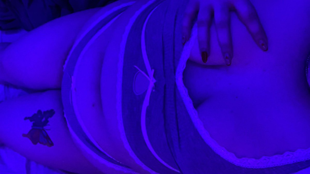 ♡𝐍𝐨𝐭 𝐧𝐞𝐰 𝐭𝐨 𝐍𝐒𝐅𝐖♡︎

❧𝐀𝐥𝐞𝐱/𝐏𝐫𝐢𝐧𝐜𝐞𝐬𝐬
❧ 𝟐𝟎𝟎𝟒 
❧𝐒𝐮𝐛𝐦𝐢𝐬𝐬𝐢𝐯𝐞, 𝐁𝐨𝐭𝐭𝐨𝐦
❧𝐒𝐢𝐧𝐠𝐥𝐞 (𝐧𝐨𝐭 𝐥𝐨𝐨𝐤𝐢𝐧𝐠)
❧𝐇𝐚𝐫𝐝/𝐒𝐨𝐟𝐭 𝐊𝐢𝐧𝐤𝐬
❧𝐔𝐫 𝐟𝐚𝐯 𝐩𝐮𝐩𝐩𝐲 𝐠𝐢𝐫𝐥 ♡︎ 

♡︎&amp;↻ 𝐟𝐨𝐫 𝐦𝐮𝐭𝐮𝐚𝐥𝐬