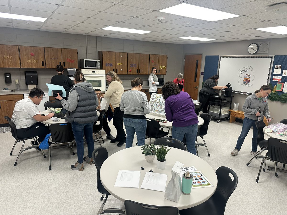 Montclair Elementary tweet media