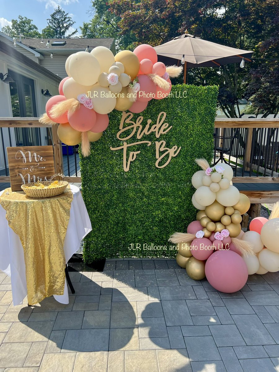 jlrballoons's tweet photo. Bride to be 🌷💍 https://t.co/t6ntVwQ9Su 
•
•
#bridal #bridalshower #backdrops #balloons #balloonbackdrop #grasswall #balloongarland #balloondecor #balloonartist #balloondesign #njballoons #ny #smallbusiness #foryou #fyp #fy #foryoupage https://t.co/kqoooHkwQI