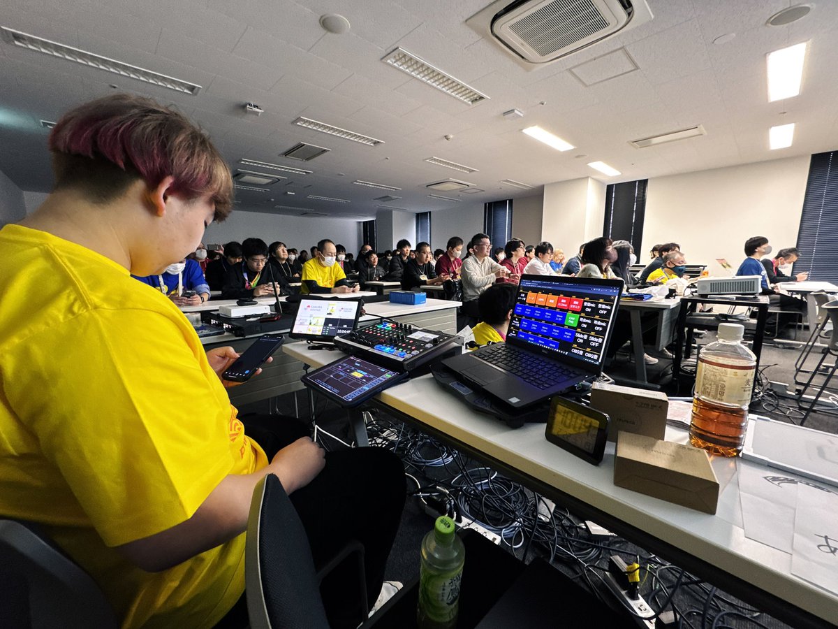 ayako119's tweet image. はじまりはじまり
オープニングの映像は私が作りました！！！！！
 #phpcon_nagoya