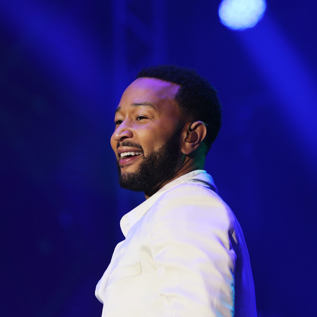 GlblCtzn's tweet photo. Headliner appreciation post 😍  What an incredible performance by @johnlegend tonight at #MoveAfrika: Kigali! We couldn’t have asked for a better way to close out a one-of-a-kind night. https://t.co/03O9SgILR2